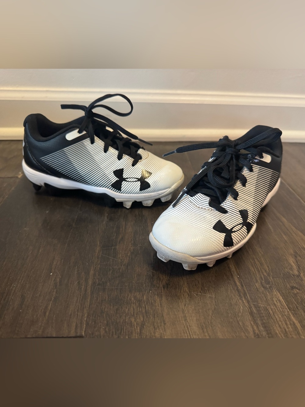 Under Armour Kids Black and White Cleats
